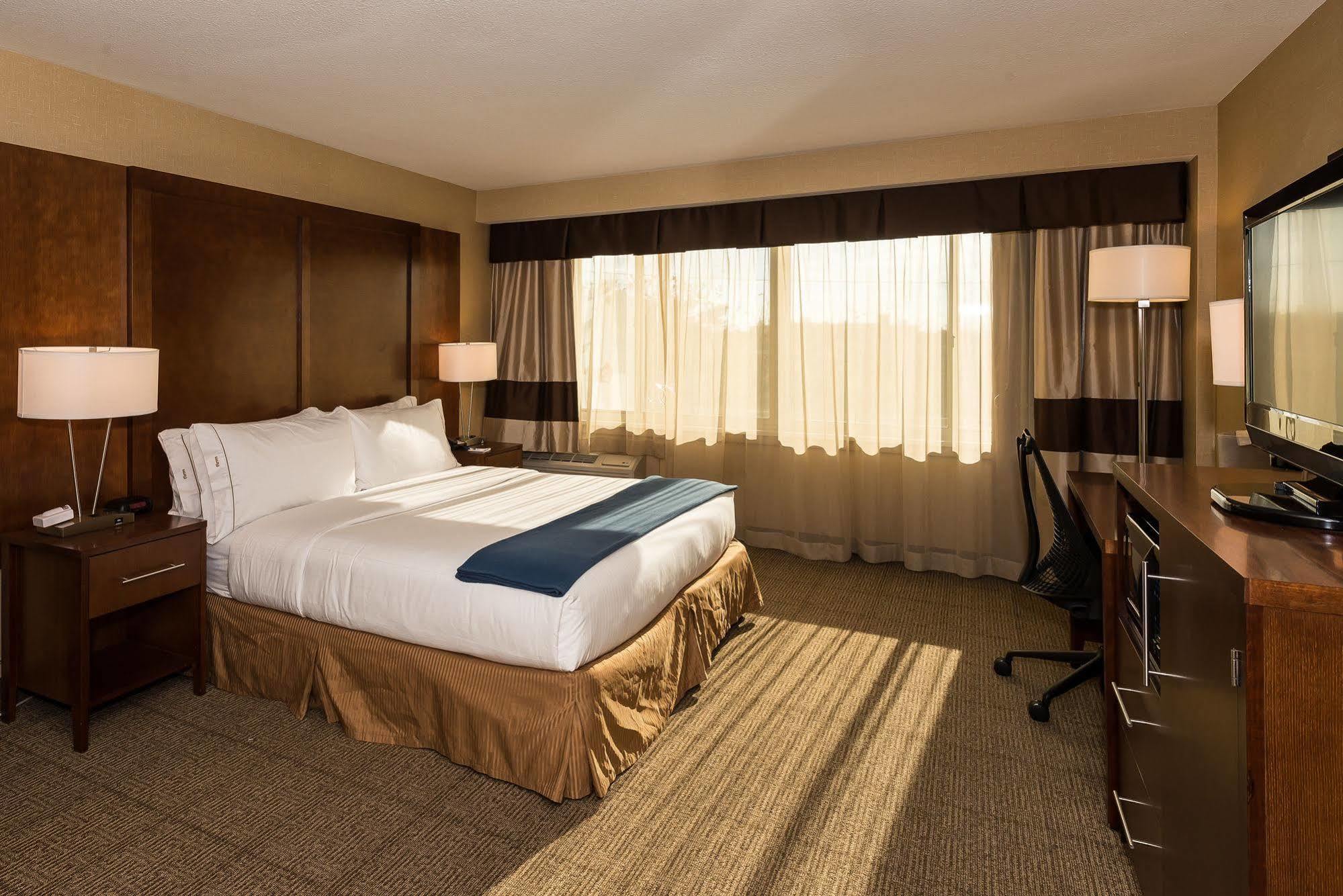 Holiday Inn Express Washington Dc Silver Spring By Ihg Εξωτερικό φωτογραφία