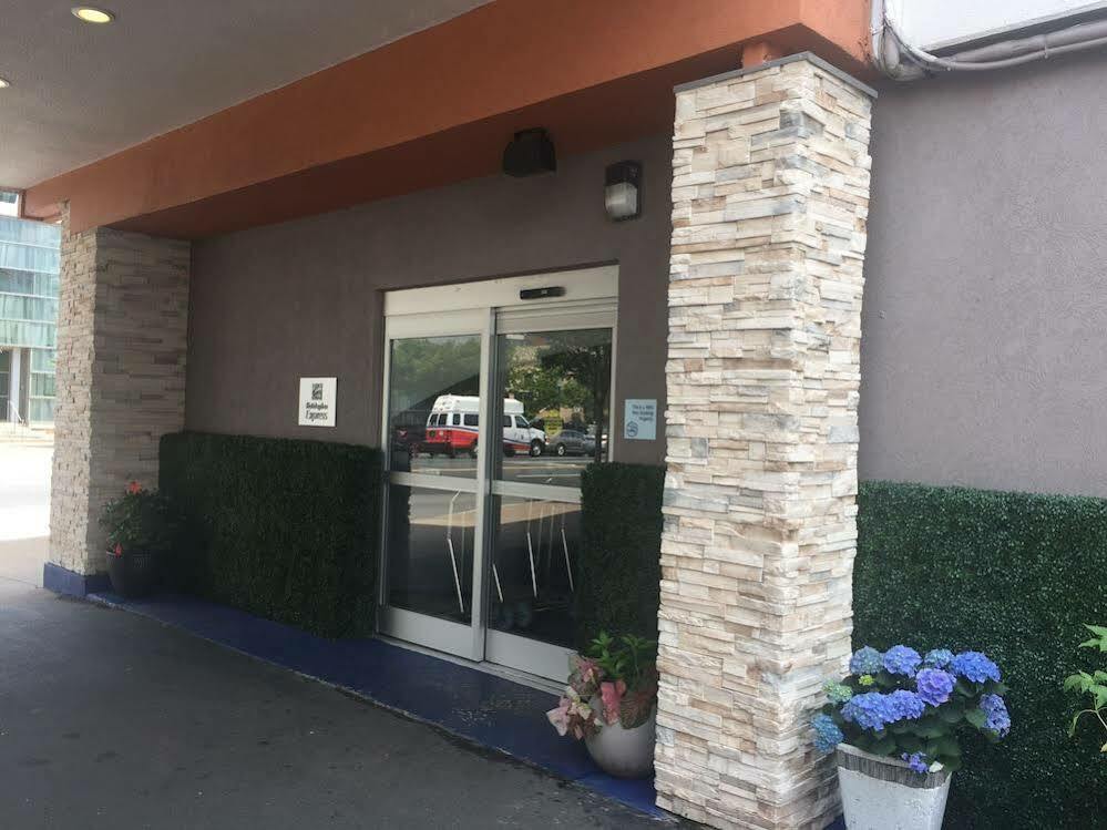 Holiday Inn Express Washington Dc Silver Spring By Ihg Εξωτερικό φωτογραφία